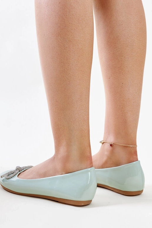 Žalios spalvos lakinės odos baleto... Žalios spalvos lakinės odos baleto...