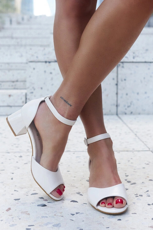 Sirin blokinės kulno basutės su... Sirin blokinės kulno basutės su...