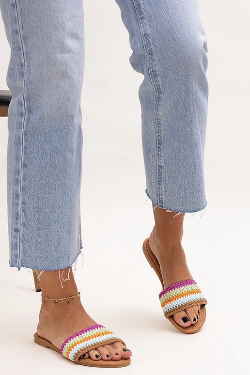 Marika įvairiaspalvės siuvinėtos... Marika įvairiaspalvės siuvinėtos...