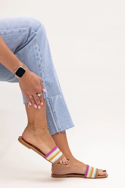 Marika įvairiaspalvės siuvinėtos... Marika įvairiaspalvės siuvinėtos...