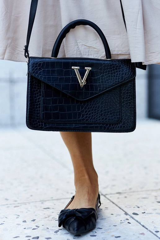 Barsa krokodilo rašto rankinė ant pečių