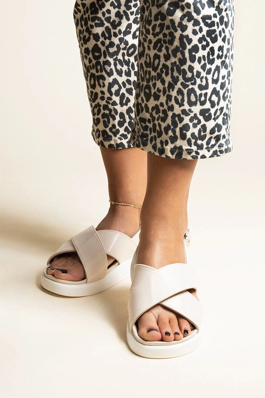 Smėlio spalvos Burnet platforminės... Smėlio spalvos Burnet platforminės...