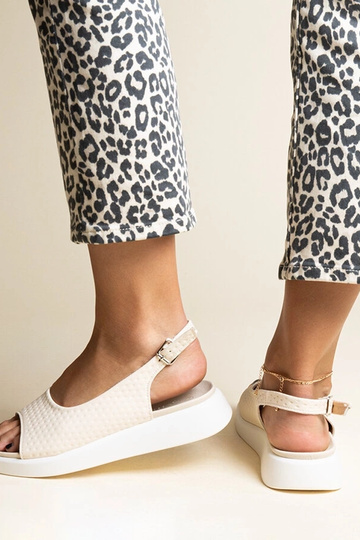 Hamonda smėlio spalvos...