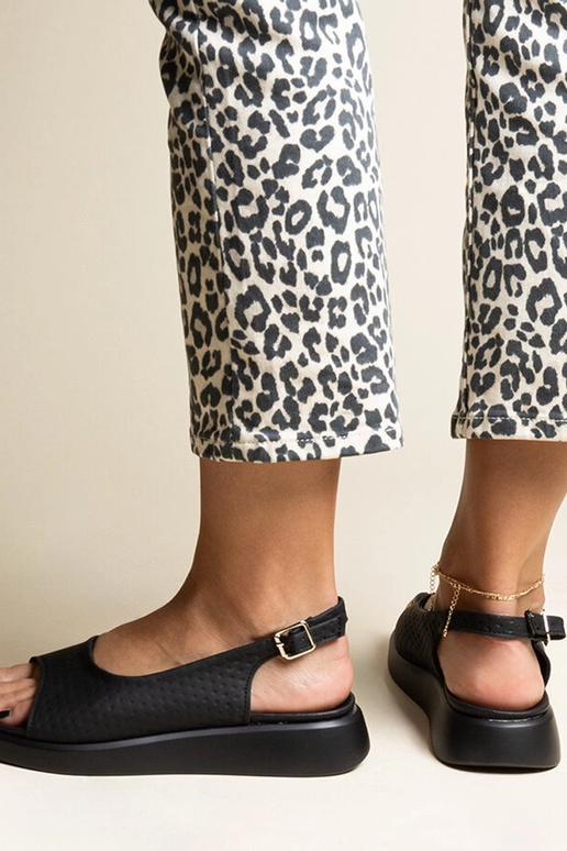 Hamonda juodos basutės storesniu padu Hamonda juodos basutės storesniu padu