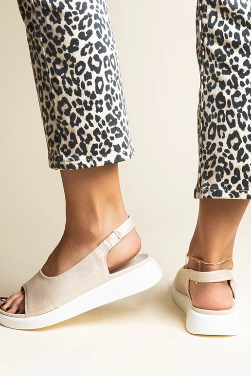 Taylaka auksiniai blizgantys sandalai Taylaka auksiniai blizgantys sandalai