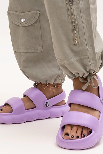 Lengvi putų sandalai... 2