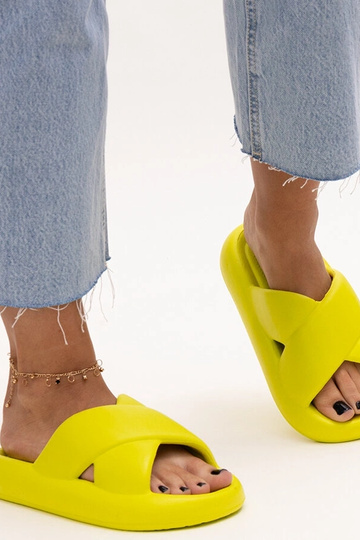 Žalios spalvos putplasčio...