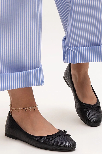 Juodos balerinos su...