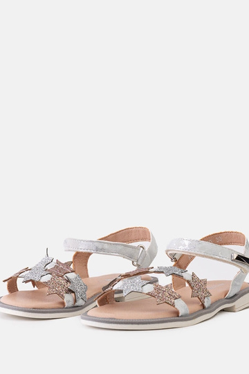 Charisa pilkos vaikiškos... 2