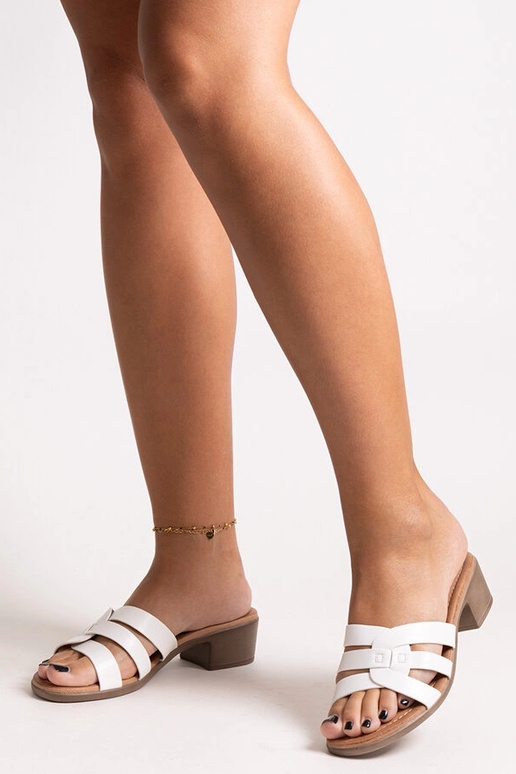 Baltos spalvos Lidiene aukštakulniai... Baltos spalvos Lidiene aukštakulniai...