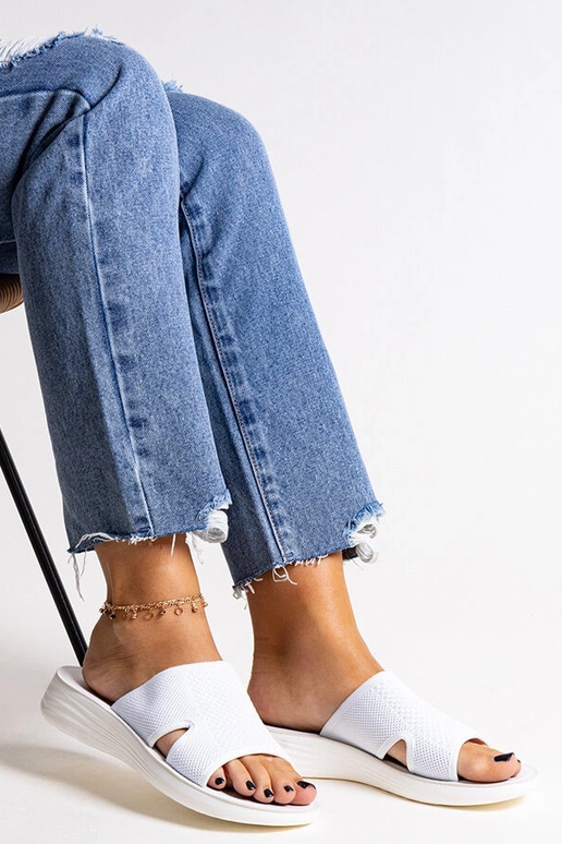 Linah baltos platforminės šlepetės Linah baltos platforminės šlepetės