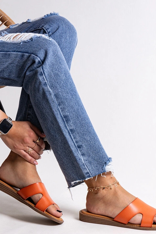 Kajetan oranžinės dirbtinės odos... Kajetan oranžinės dirbtinės odos...