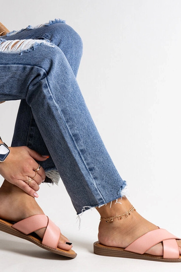 Rožinės dirbtinės odos...