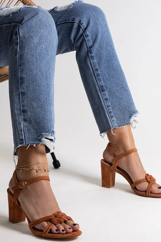 Brown Shama blokiniai kulno sandalai Brown Shama blokiniai kulno sandalai