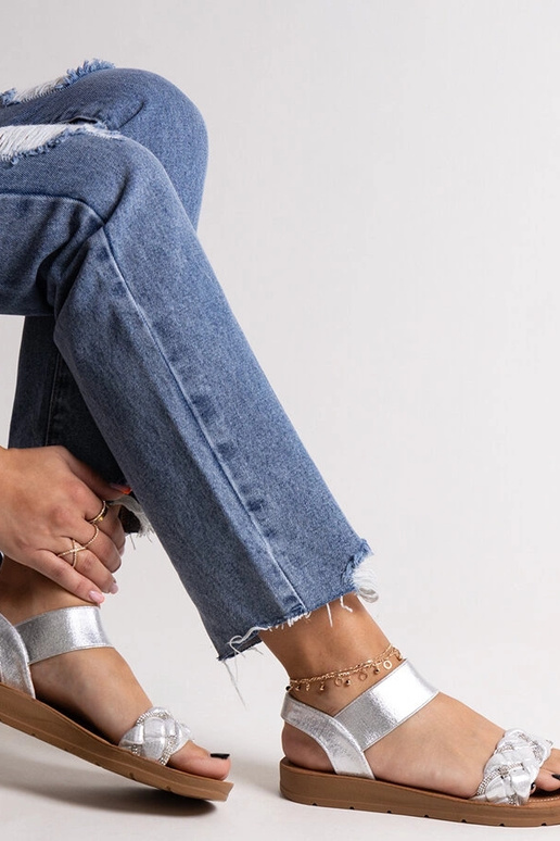 Aldona sidabrinės basutės Aldona sidabrinės basutės