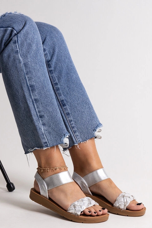 Aldona sidabrinės basutės Aldona sidabrinės basutės