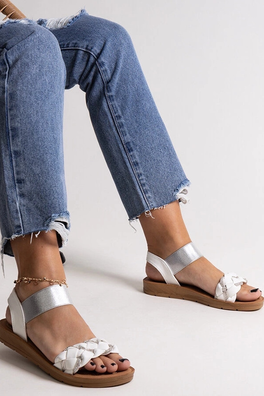 Aldona baltos basutės Aldona baltos basutės