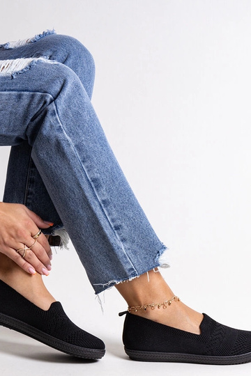 „Shadhi“ juodi „Slip-On“... 2