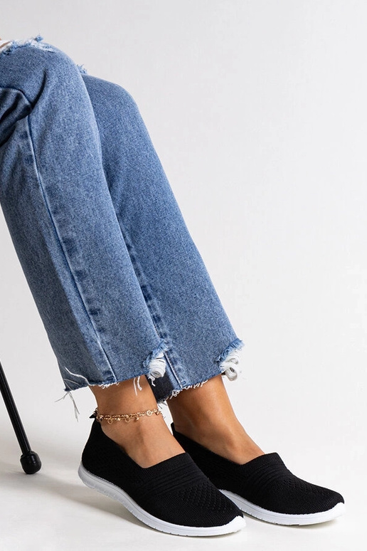 Juodi Shalha Slip-On sportbačiai