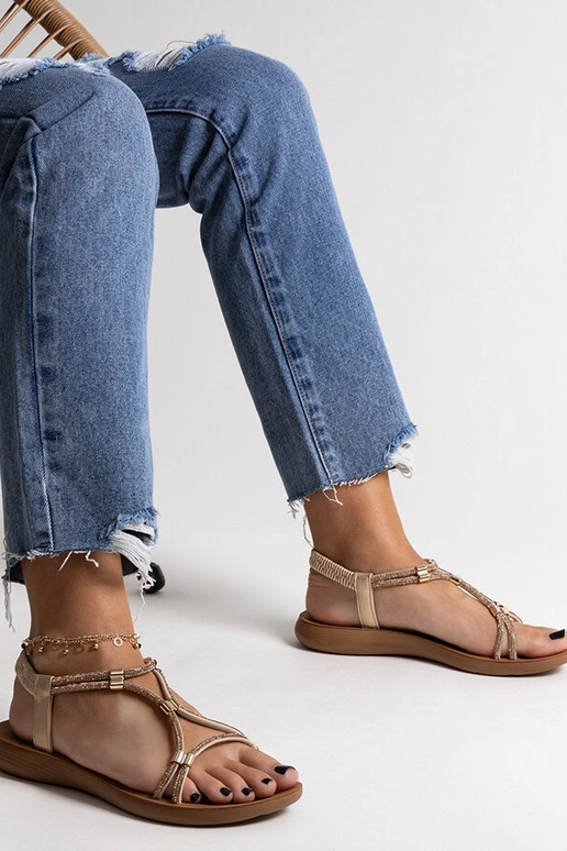 Leilana auksinės basutės dekoruotos... Leilana auksinės basutės dekoruotos...