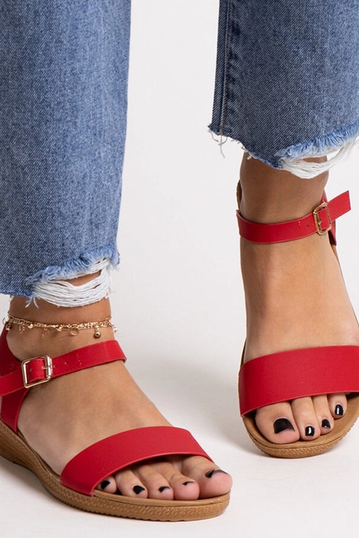 Raudoni basutės iš dirbtinės odos iš... Raudoni basutės iš dirbtinės odos iš...