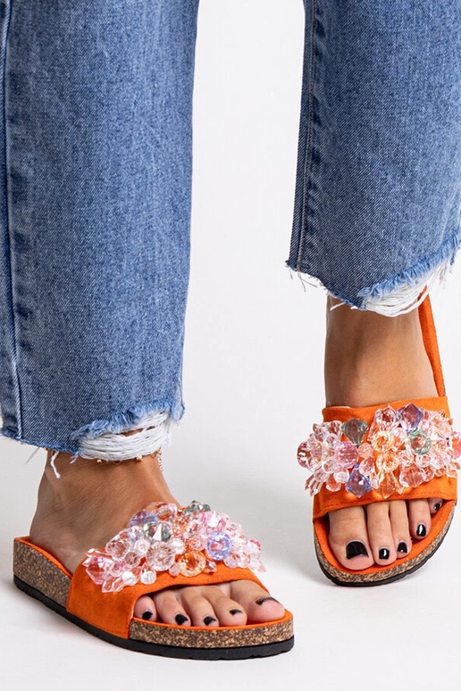 Oranžinės Negistino akmenukais... Oranžinės Negistino akmenukais...