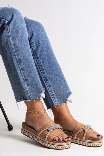 Rudos spalvos šlepetės, dekoruotos Kamilijos cirkoniais 2