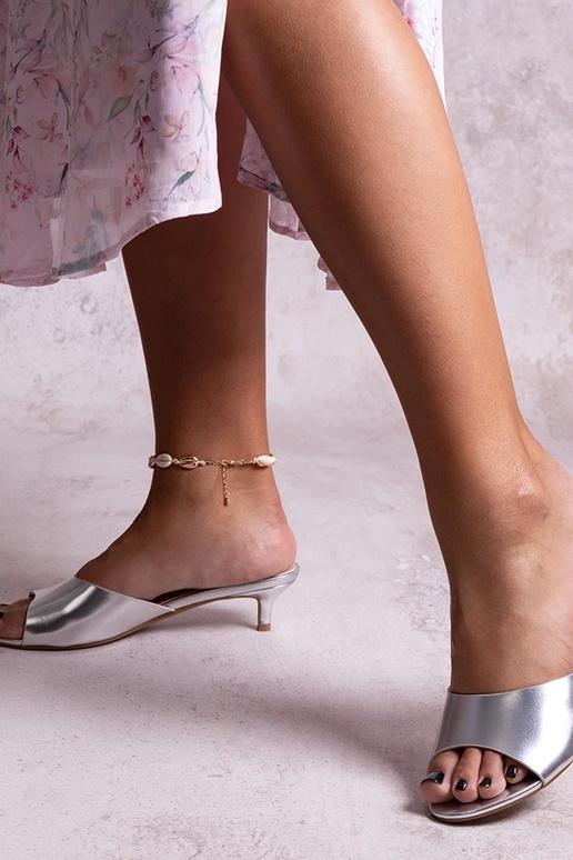 Sidabriniai žemakulniai mulai Maloua Sidabriniai žemakulniai mulai Maloua