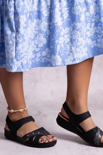 Juodi Nural platforminiai...