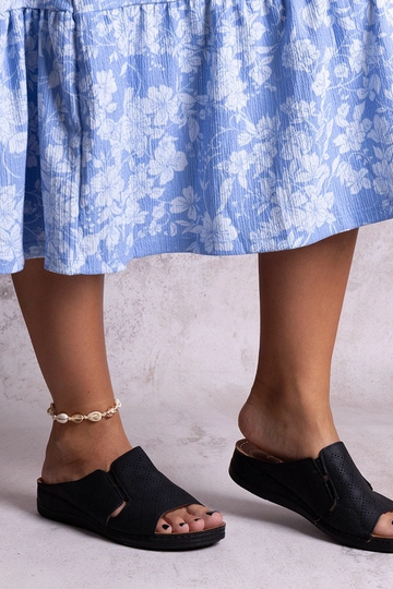 Juodos perforuotos Marouna...