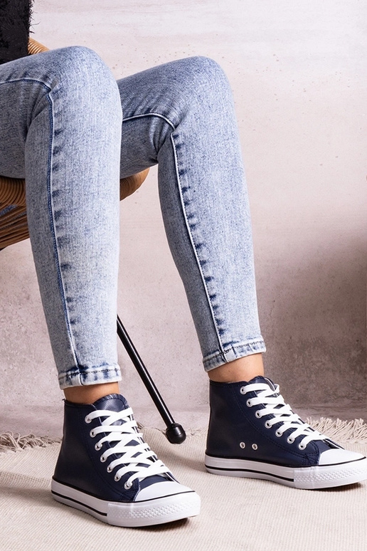 Tamsiai mėlyni aukšti sportbačiai,...