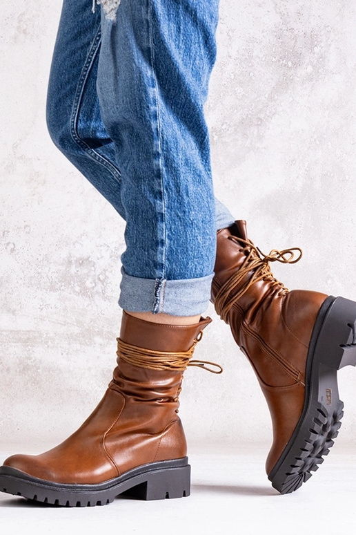 Rudi batai iš dirbtinės odos Sahera