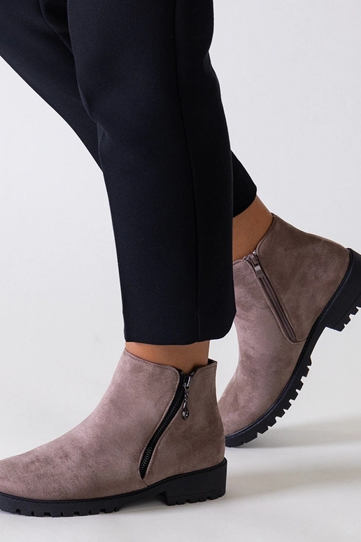 Rudos spalvos kulkšnies batai su...