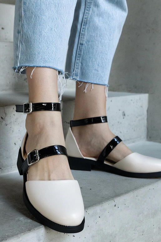 Bežinės balerinos su sagtimi Josiane Bežinės balerinos su sagtimi Josiane