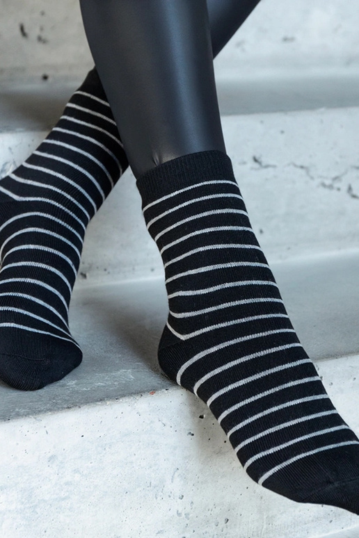 Juodos ir baltos šiltos kojinės Sella