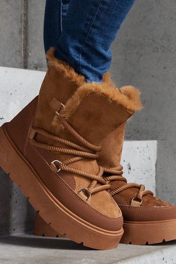 Rudos spalvos kailiu... 2