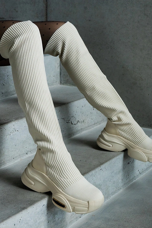 Smėlio spalvos užsegami aulinukai su...