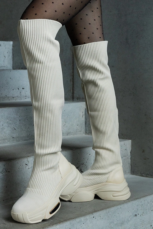 Smėlio spalvos užsegami aulinukai su...