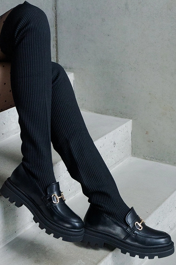 Juodi ilgi batai su... 2