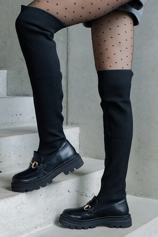 Juodi ilgi batai su lanksčia šonine...