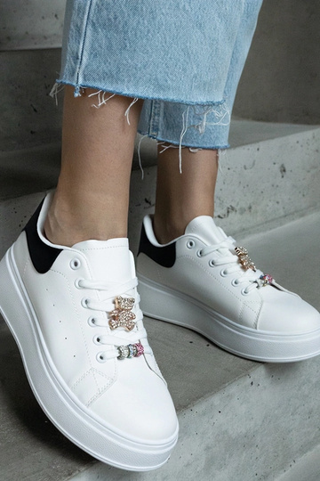 Baltos spalvos sportbačiai... 2