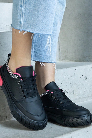 Juodi sportbačiai su...