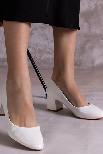 Linaka baltos lakuotos odos... 2