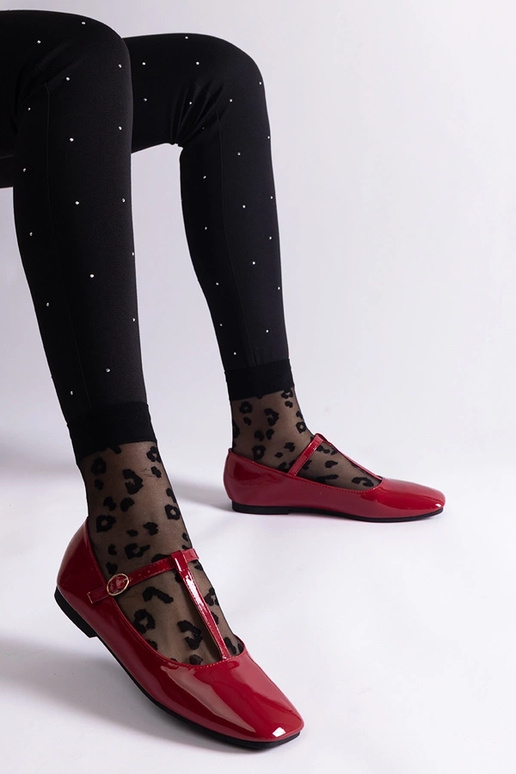 Raudonos lakuotos odos baleto... Raudonos lakuotos odos baleto...