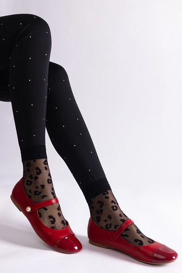 Raudonos lakuotos odos... 2