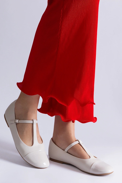 Gloriana baltos lakuotos odos...