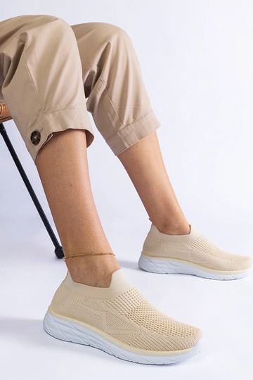 Bežiniai sportiniai batai...