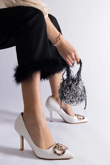 Balti aukštakulniai,...