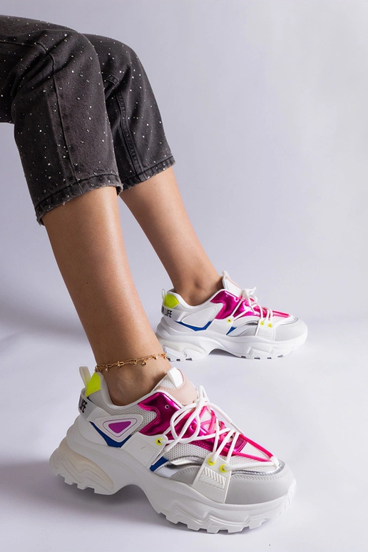 Baltos ir rožinės spalvos Sulamita...