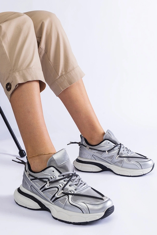 Sidabriniai moteriški sportbačiai su...